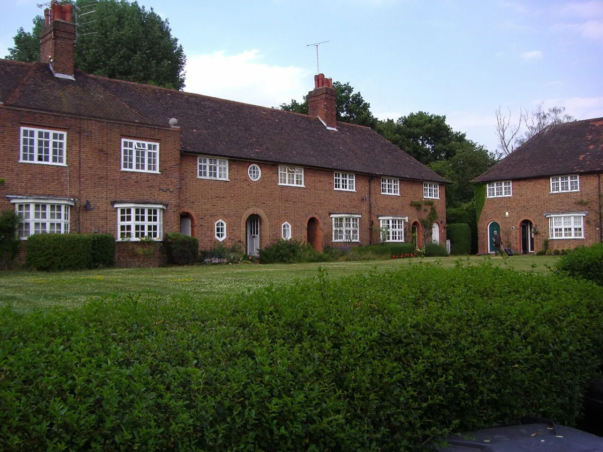 Houses on Hill Top, Hampstead Garden Suburb